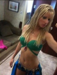 Heather Morris green sexy bikini hacked