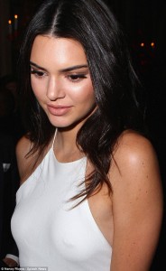 Kendall Jenner paparazzi