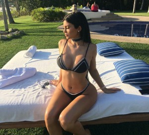Kylie Jenner sexy instagram pic