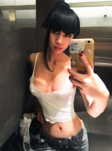 Bai Ling elevator selfie