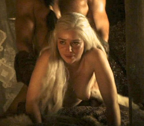 Emilia clarke leaked nude