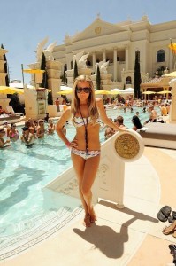 Hot Ashley Tisdale in bikini