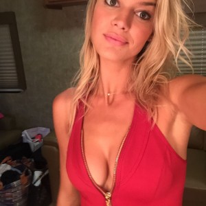 Kelly Rohrbach cleavage leaked