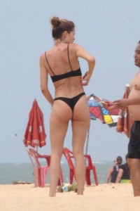 *EXCLUSIVE* Doutzen Kroes hits the beach in Bahia, Brazil