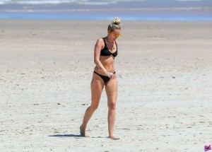 Miley Cyrus mini bikini