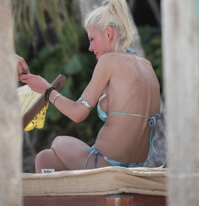 *EXCLUSIVE* Tara Reid continues her New Year getaway in Mexico